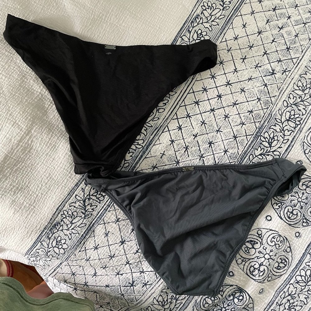 Roxy Bikini Bottoms Size Small - image 2